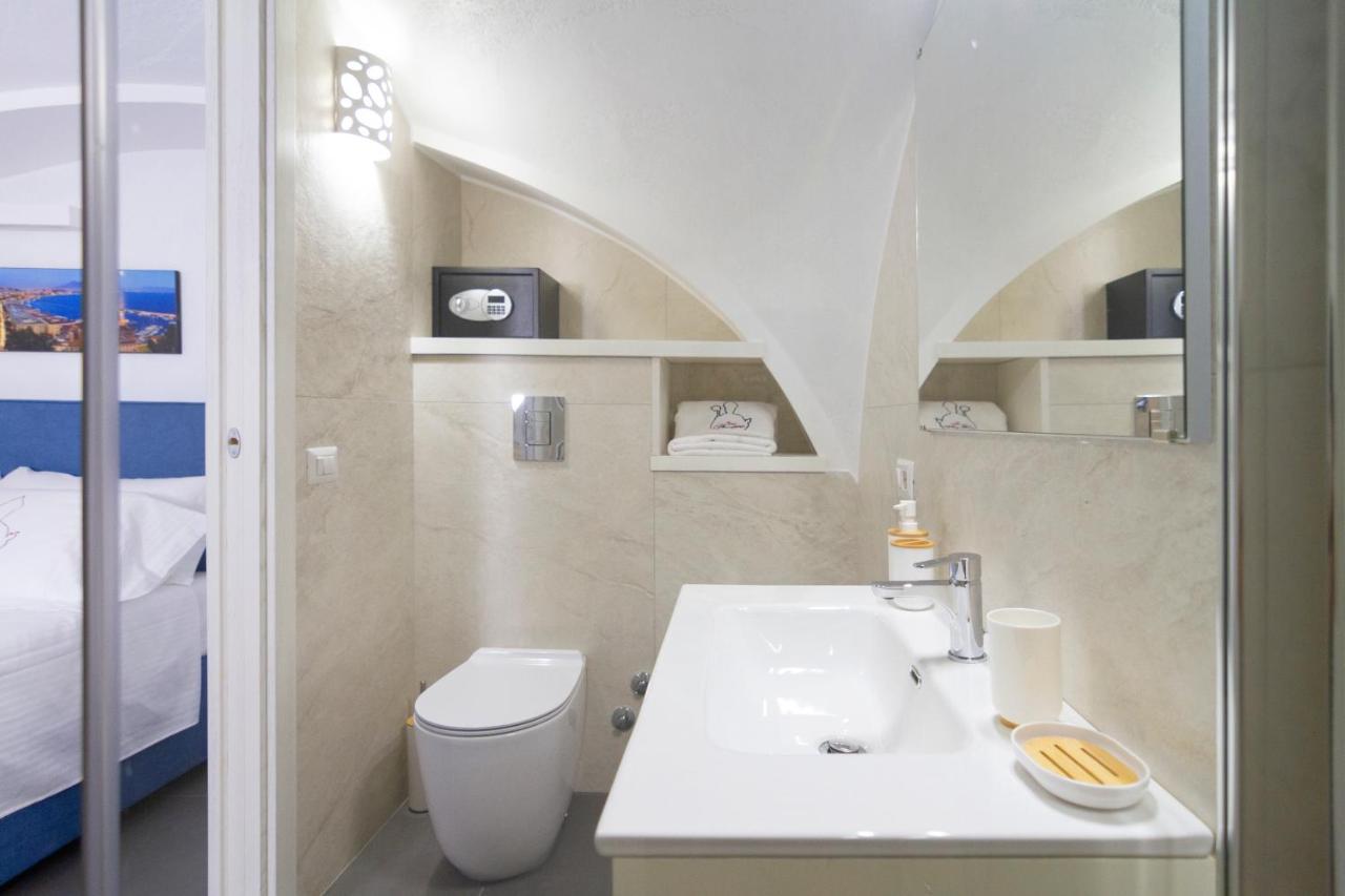 San Gennaro Short Lets 2,0 Apartment Napoli Ngoại thất bức ảnh